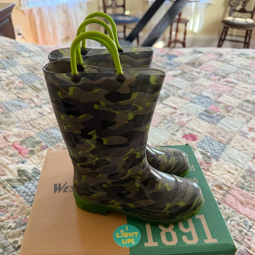WESTERN CHIEF SURF GAMO LIGHT UP RAINBOOTS RAIN BOOTS SIZE 11